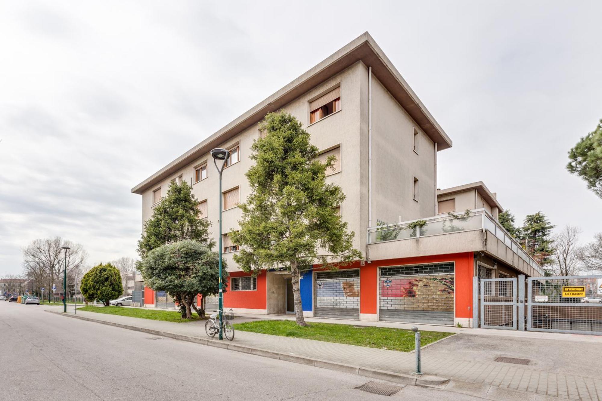 Rooms Vidar Train Station Venecia Exterior foto