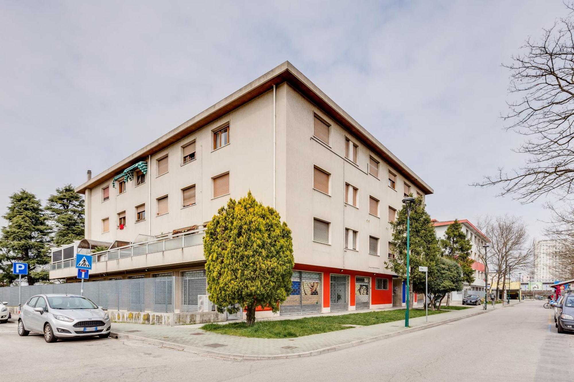 Rooms Vidar Train Station Venecia Exterior foto